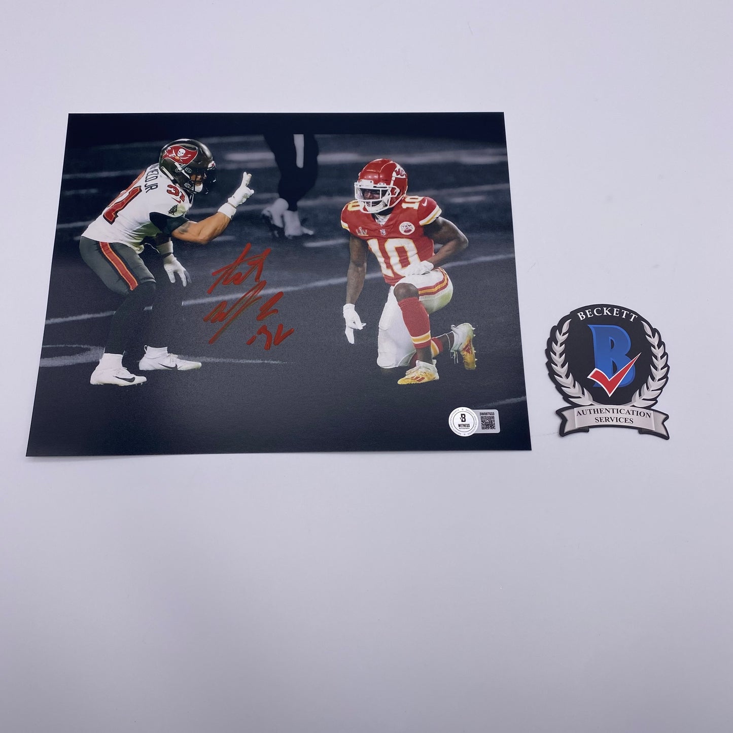 Antoine Winfield Jr Deuces Signed Tampa Bay Buccaneers 8x10 Photo