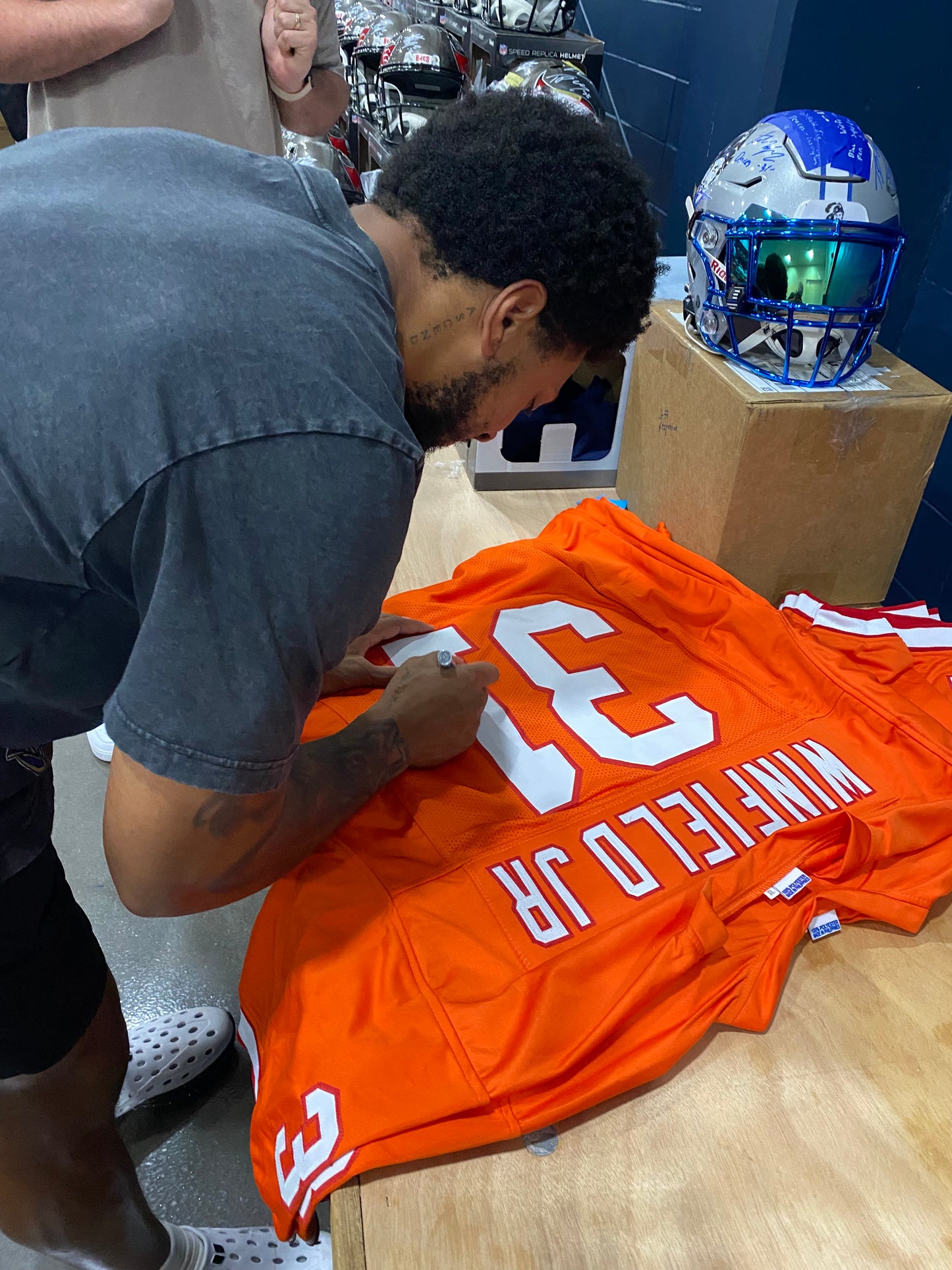 Antoine Winfield Jr signed orange #31 stitched jersey