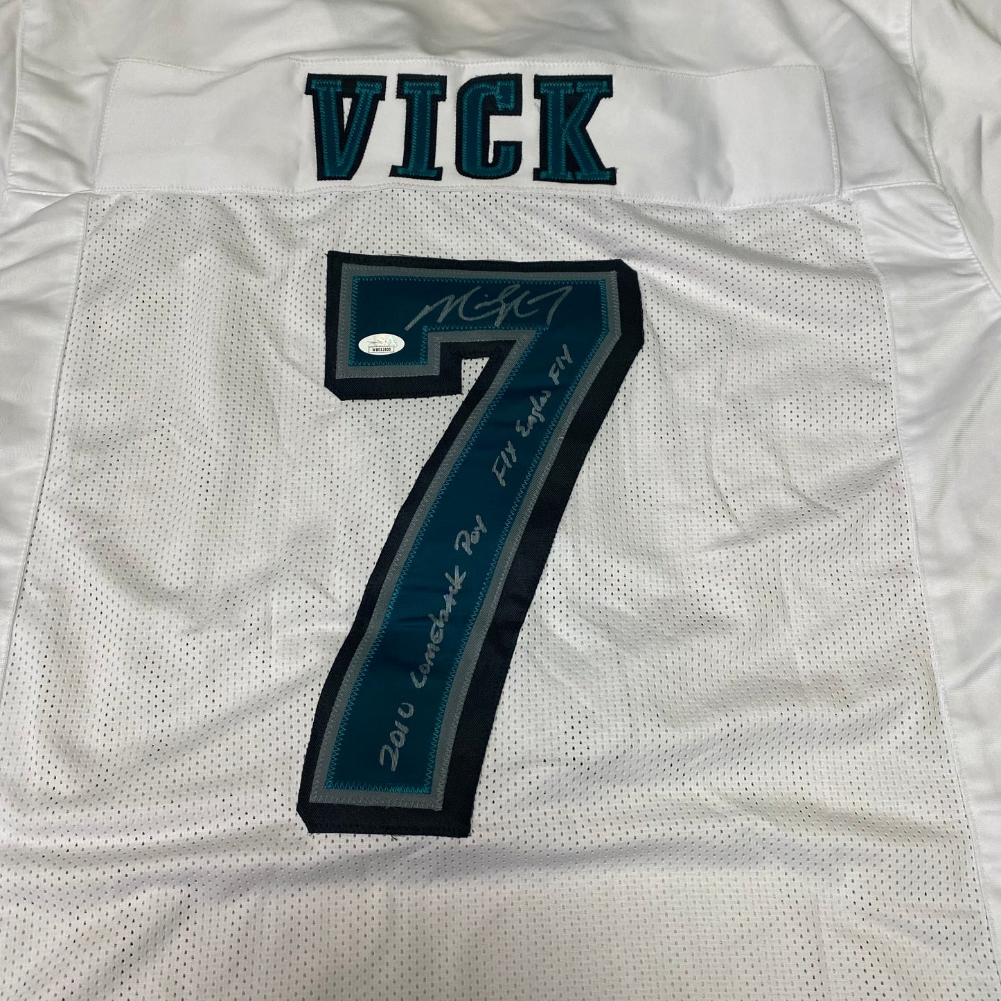 Michael Vick signed White #7 stitched jersey - Philadelphia Eagles QB