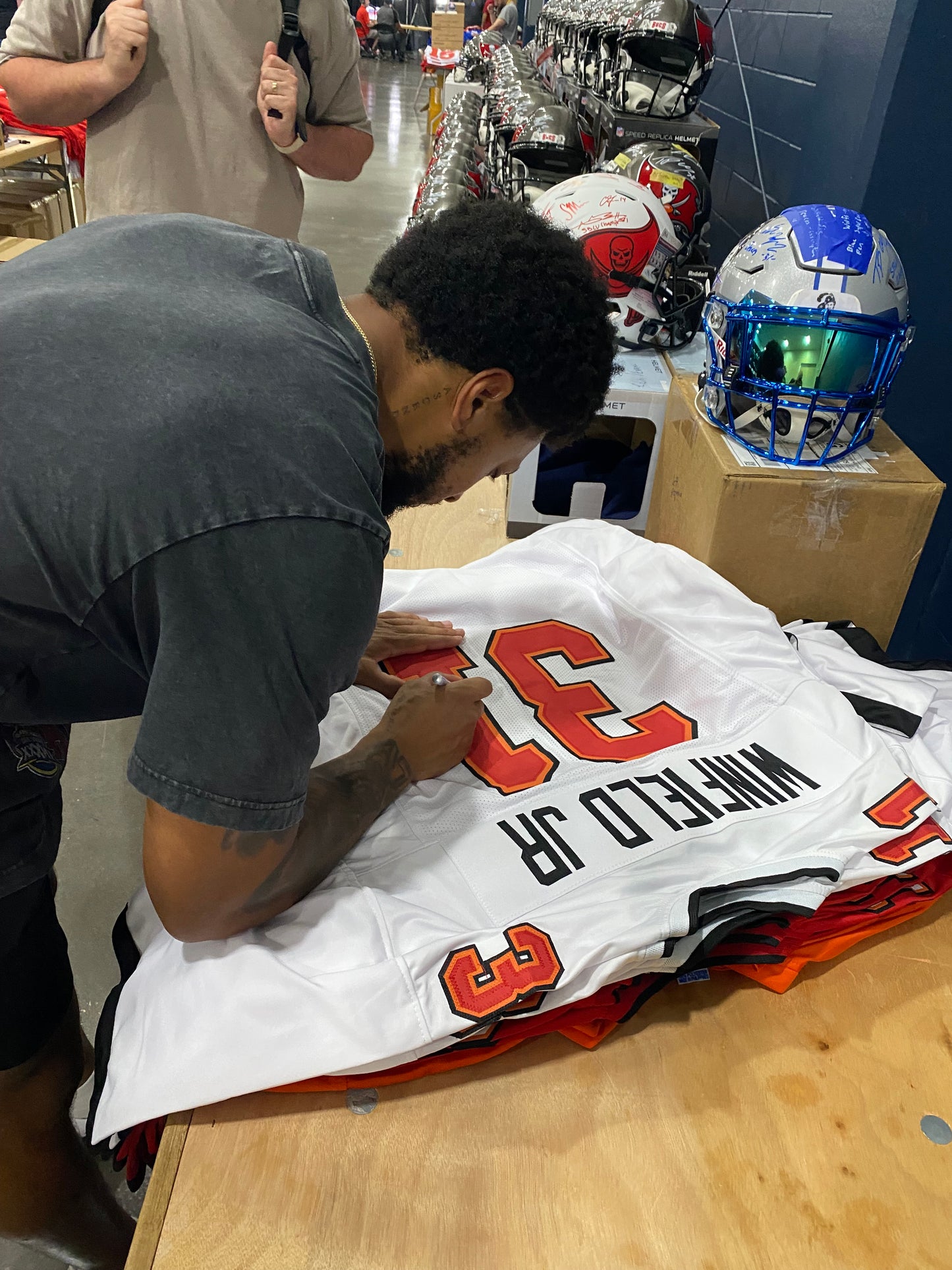 Antoine Winfield Jr signed white #31 stitched jersey