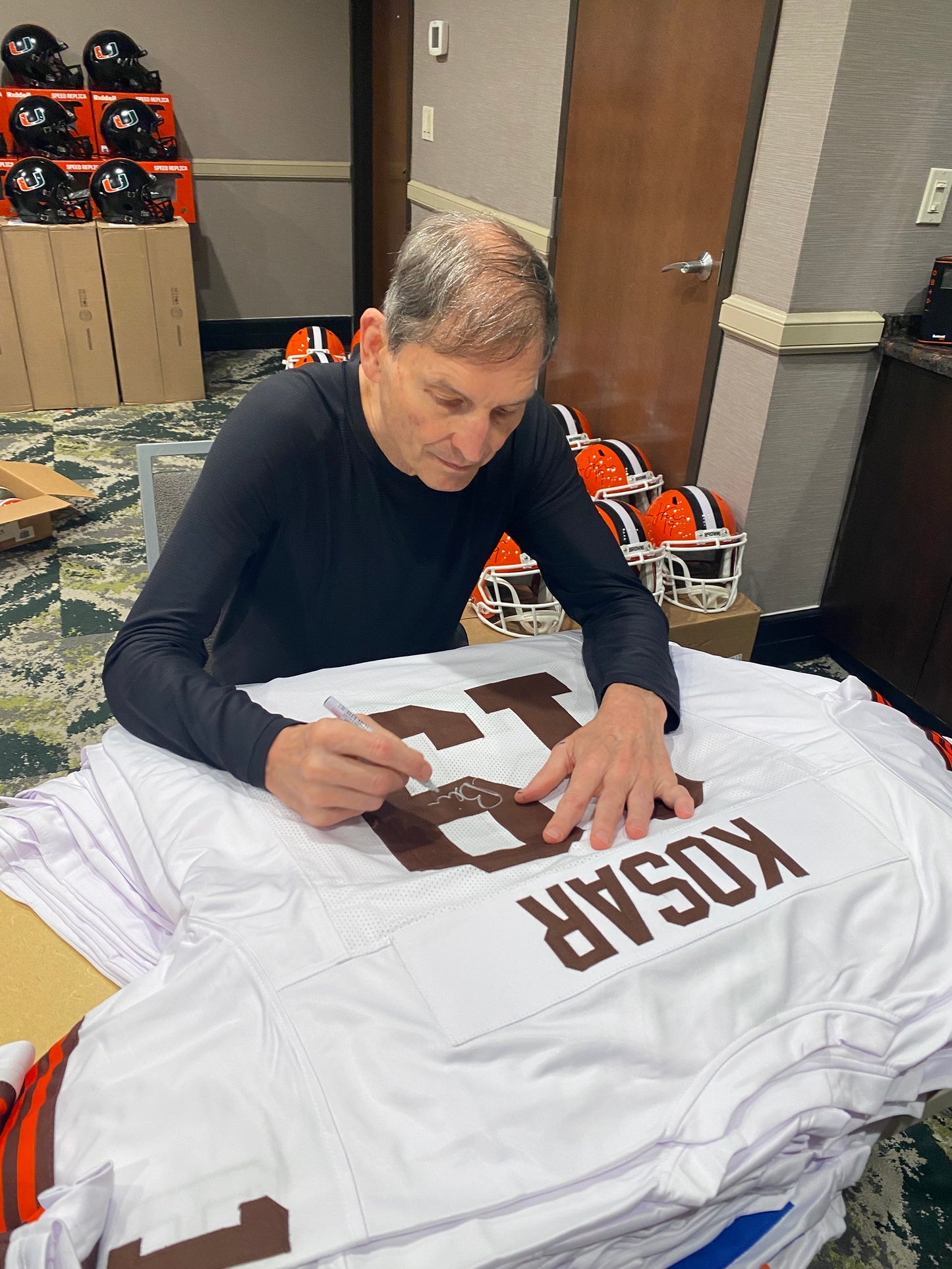 Bernie Kosar signed White #19 Stitched Jersey - Cleveland Browns QB