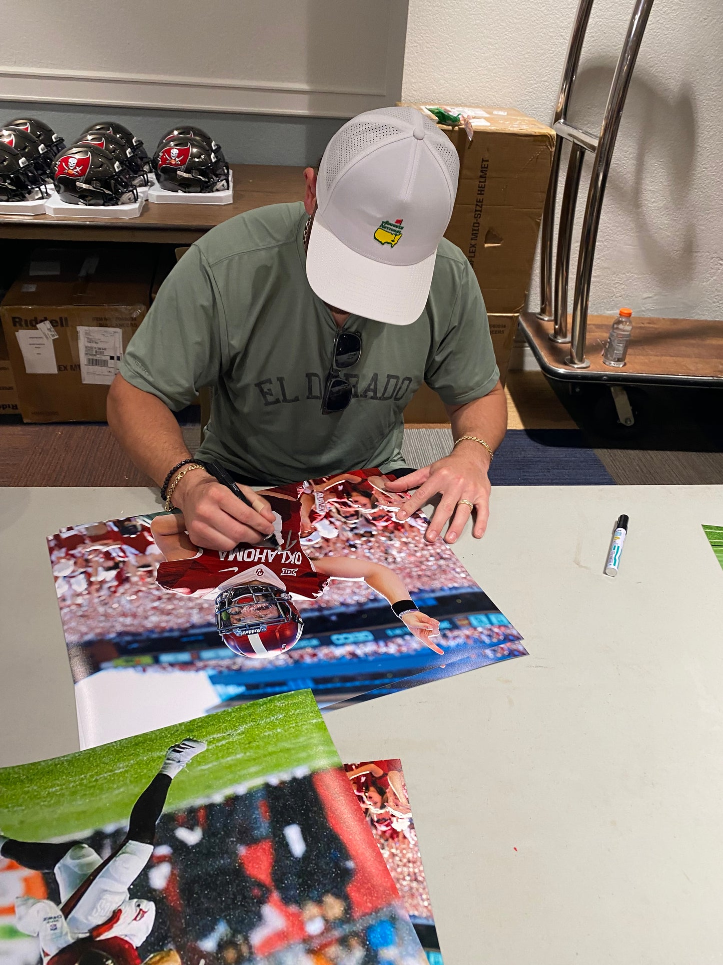 Baker Mayfield Signed Oklahoma Sooners 16x20 Photo