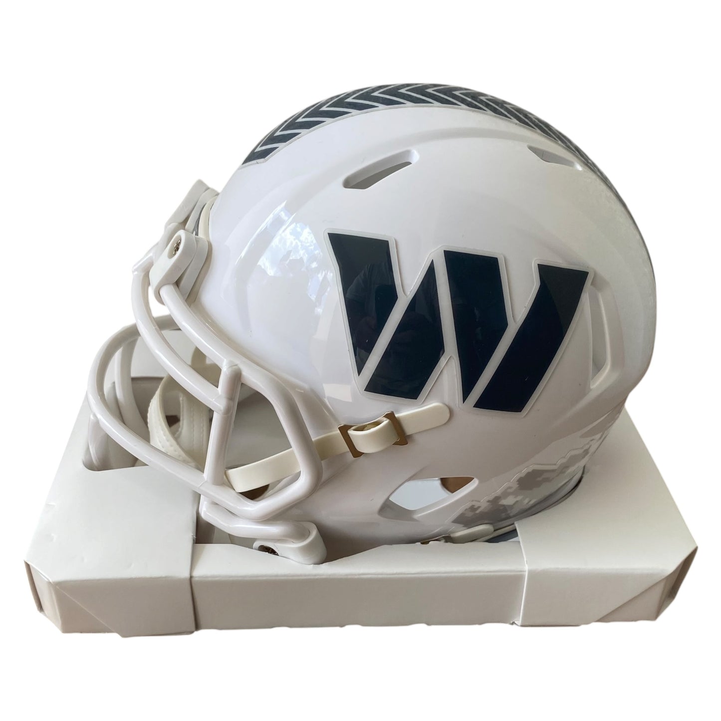 Jacory Croskey-Merritt Signed Washington Commanders 2024 Salute to Service Alternate Mini Helmet